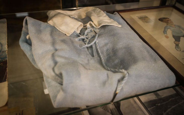 Del oro de 1928 al arco del Centenario: la gloria uruguaya se subasta