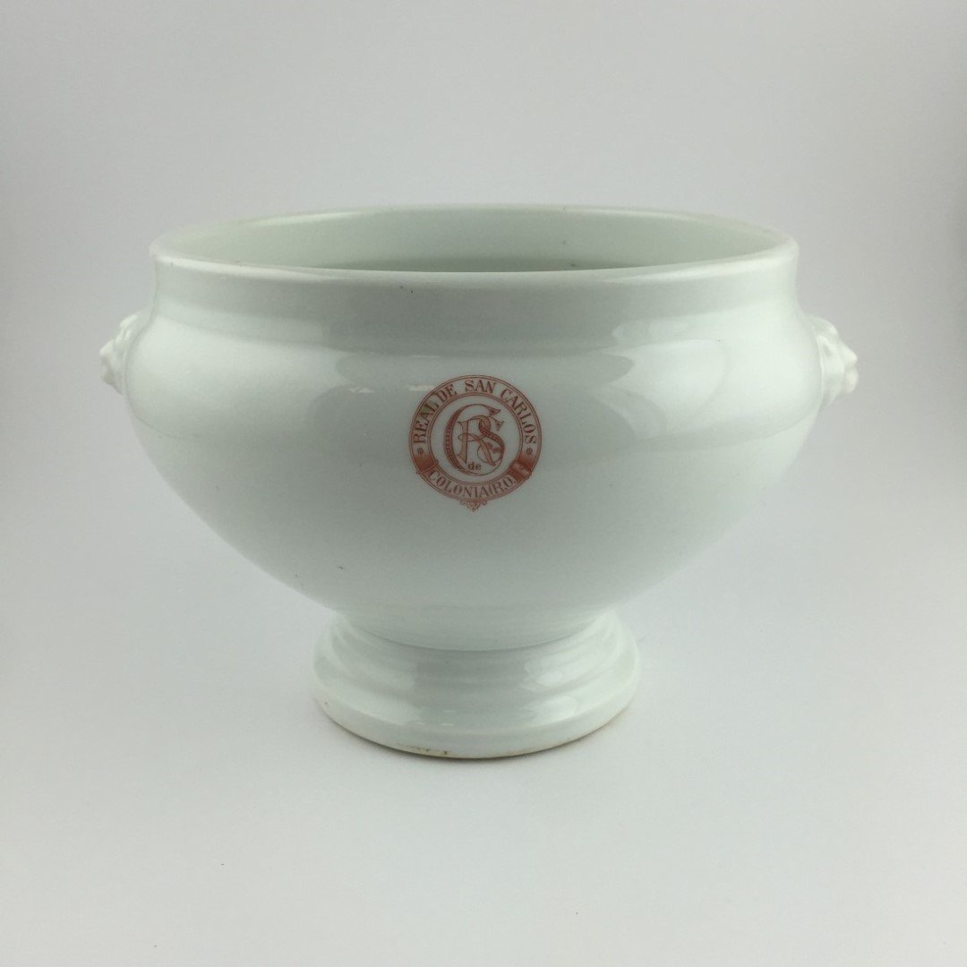 Porcelana "Real de San Carlos"