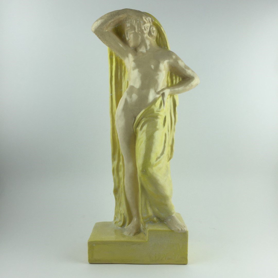 José Belloni "Dama alegórica"