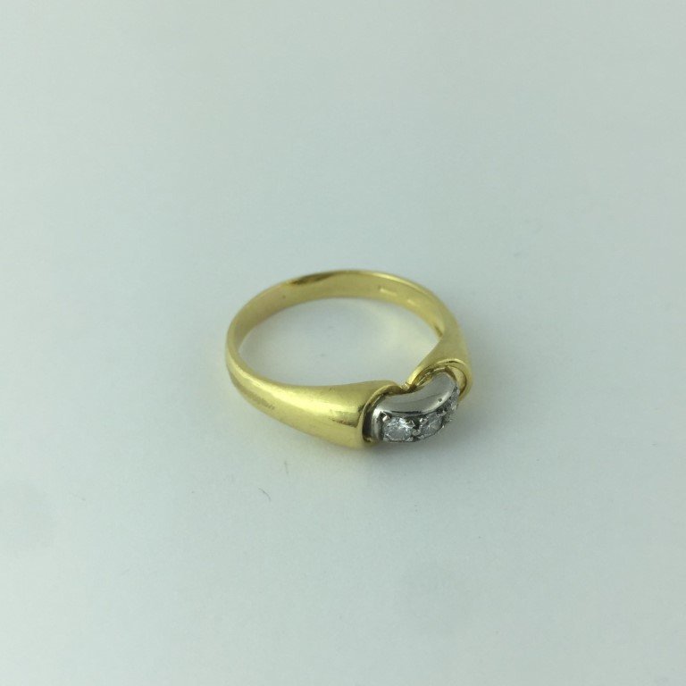 Anillo en oro 18 K