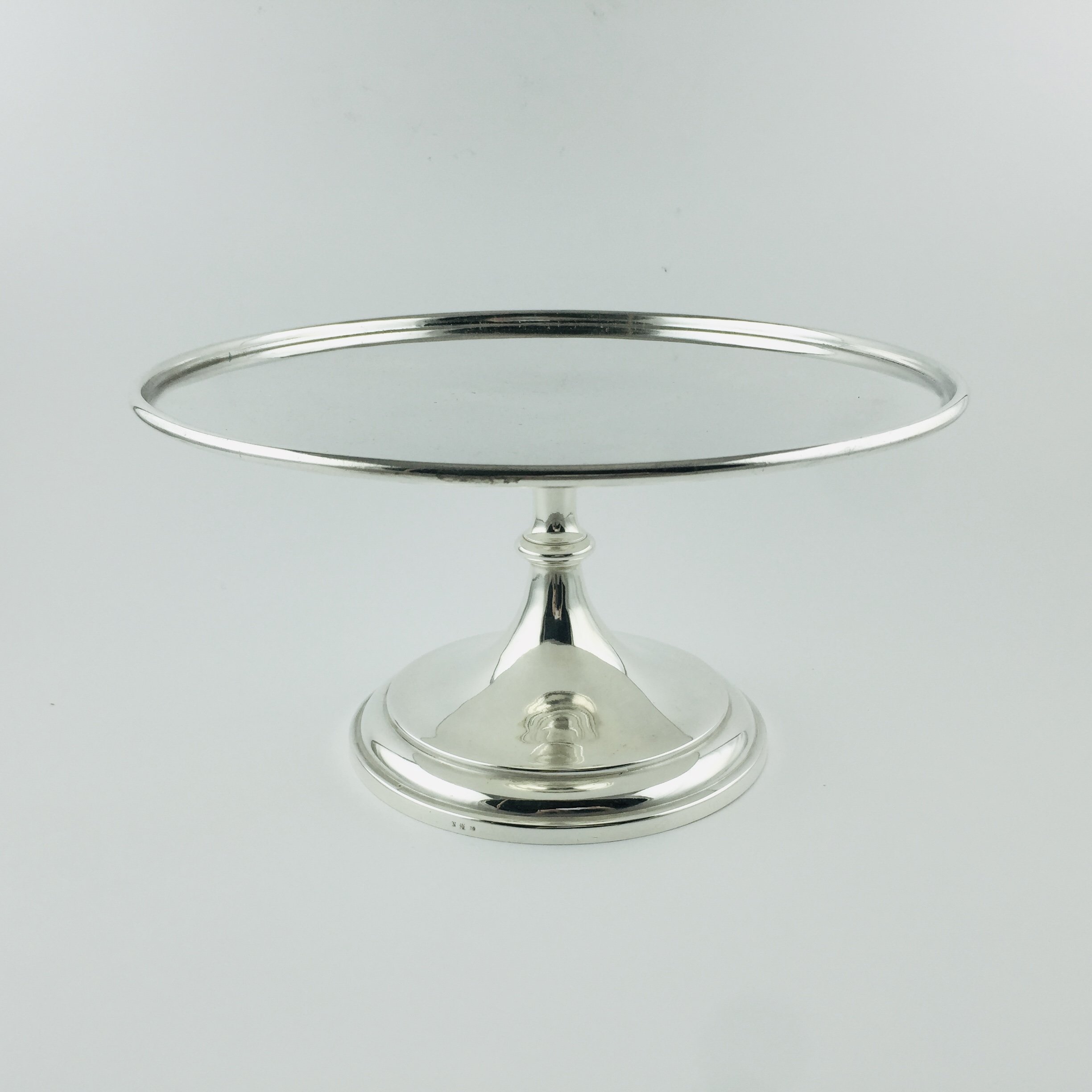 Plato para masas en metal plateado