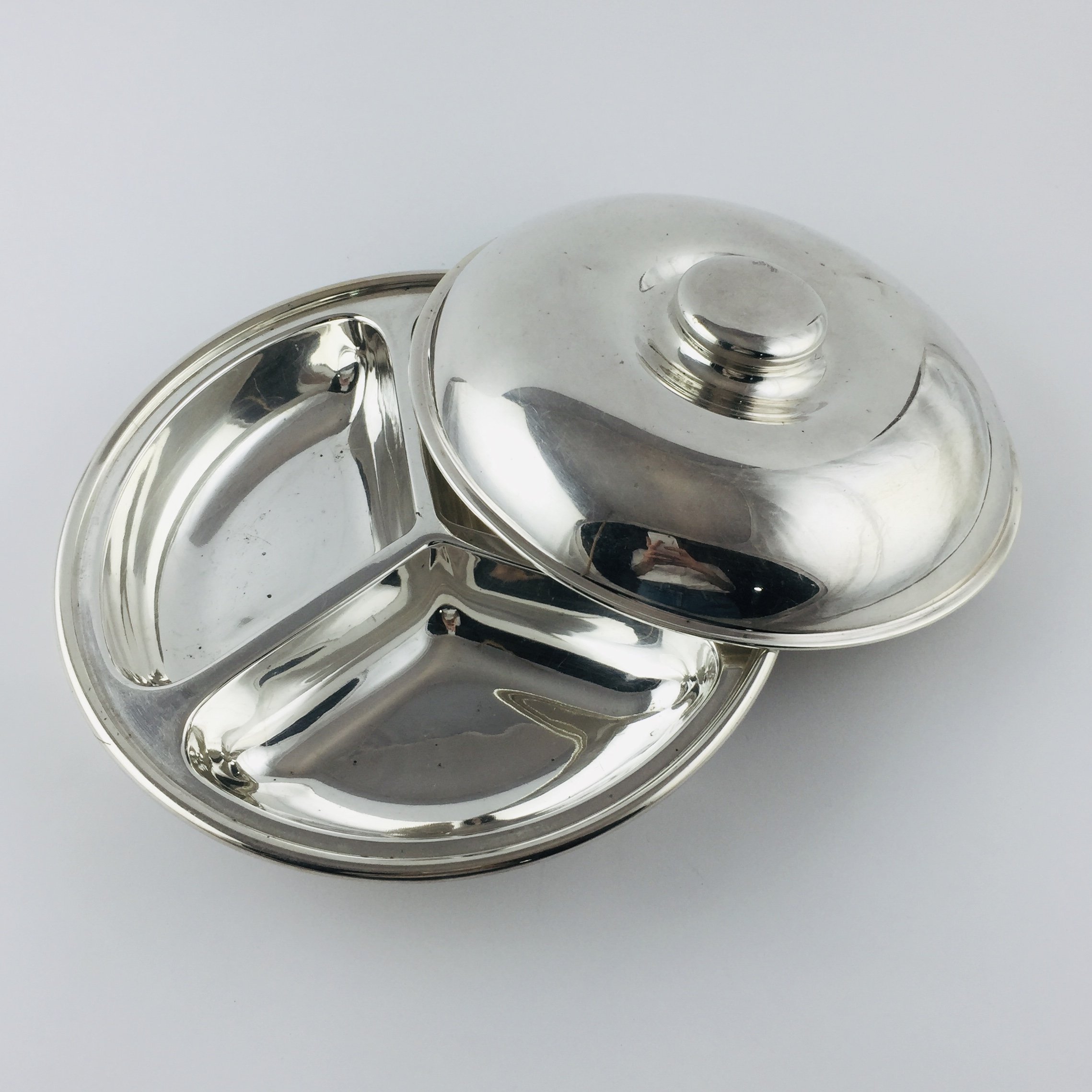 Salsera en metal plateado