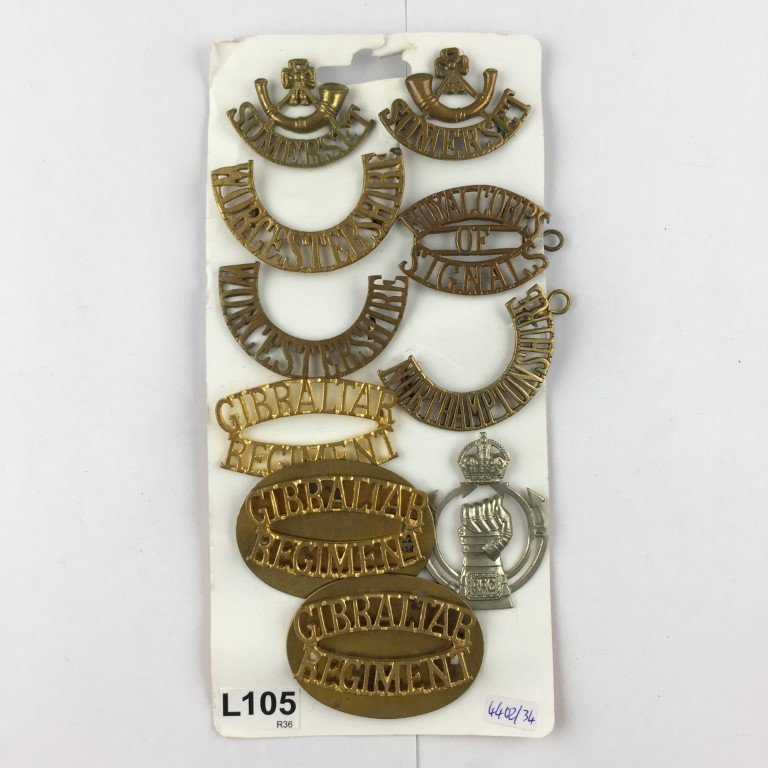 Diez insignias británicas