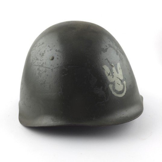 Casco militar polaco