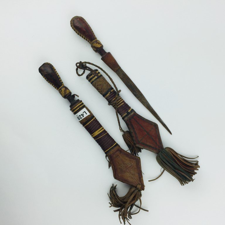 Par de cuchillos africanos