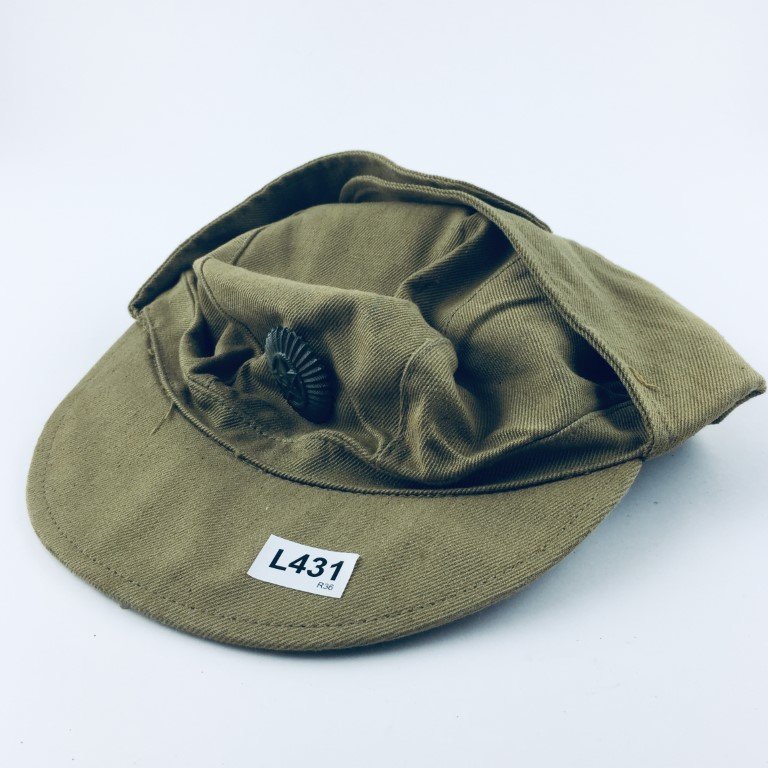 Tres gorras soviéticas