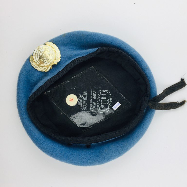 tres gorras militares - Imagen 3