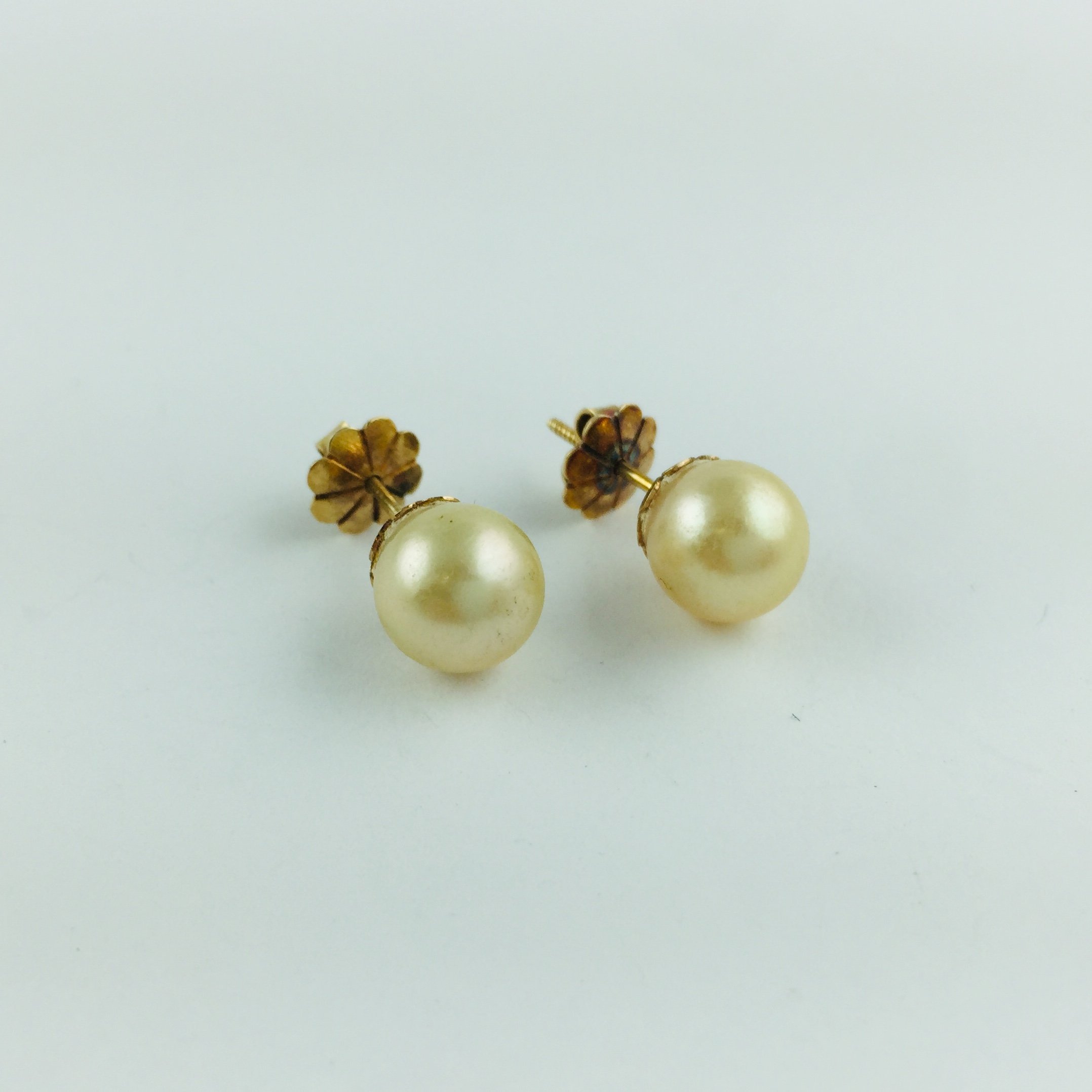 Par de tornillos oro 18 K y perlas