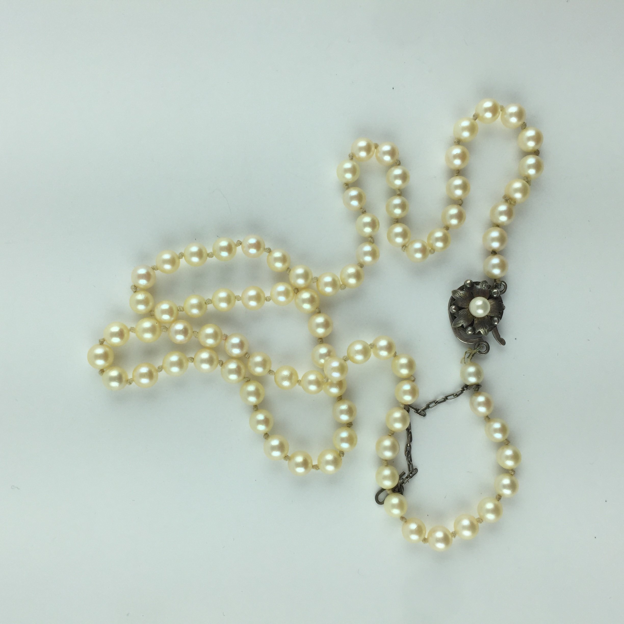 Collar perlas y plata