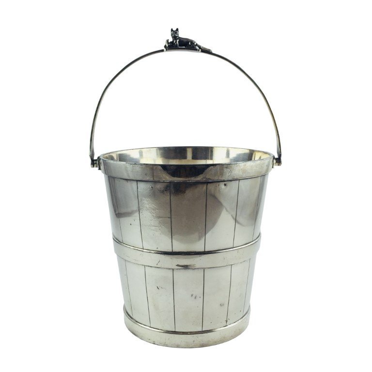 Champagnera en metal plateado