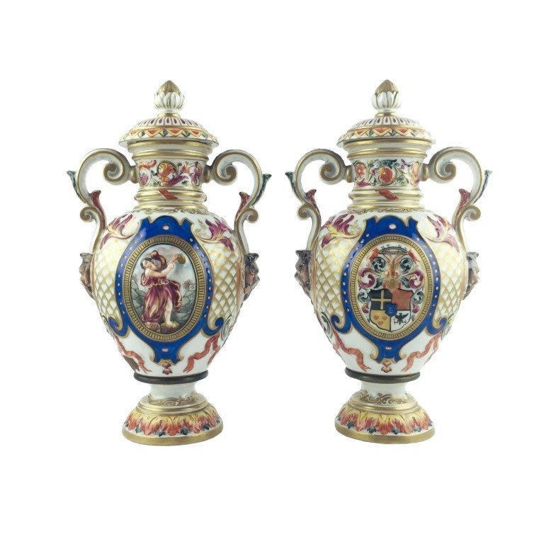 Potiches en porcelana Capodimonte