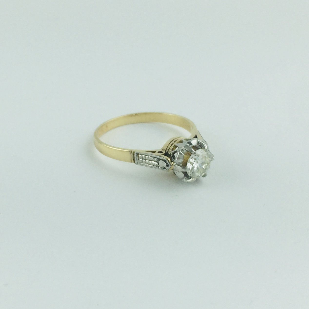 Anillo oro 18 K y brillante