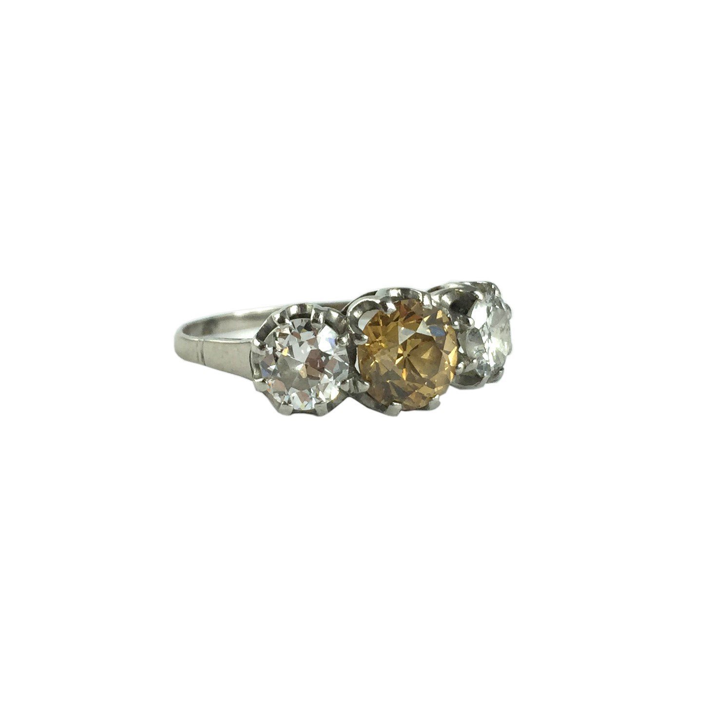 Anillo oro 18 K y brillantes