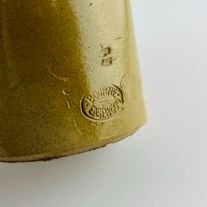 Tres botellas inglesas en gres - Imagen 4