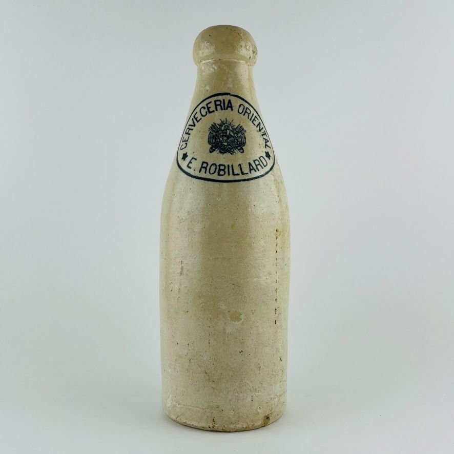 Botella uruguaya en gres