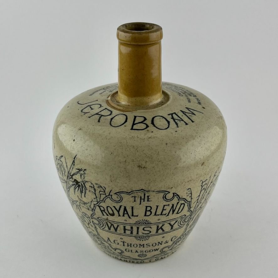 Tres botellas de whisky en gres - Imagen 6