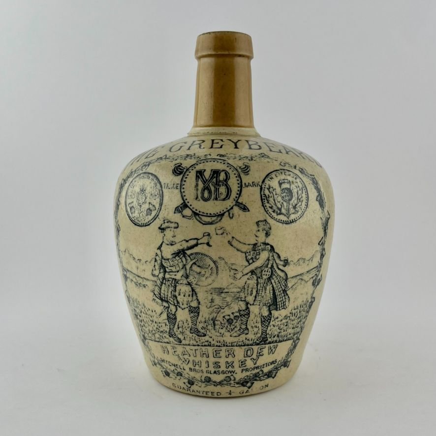 Tres botellas de whisky en gres - Imagen 9