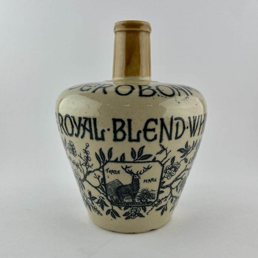 Tres botellas de whisky en gres - Imagen 14