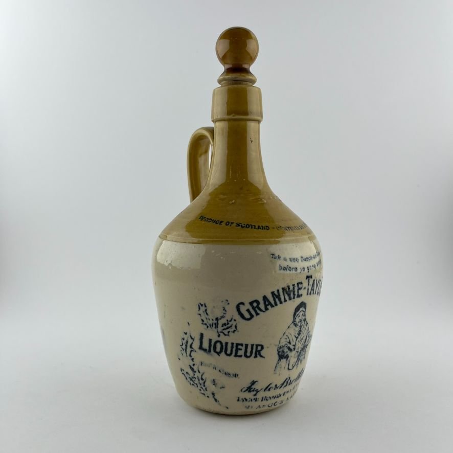 Tres botellas de whisky en gres - Imagen 10