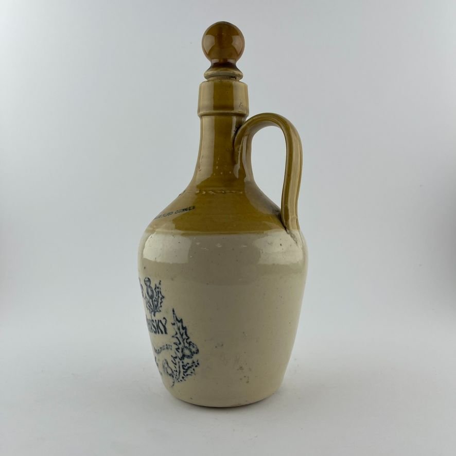 Tres botellas de whisky en gres - Imagen 12