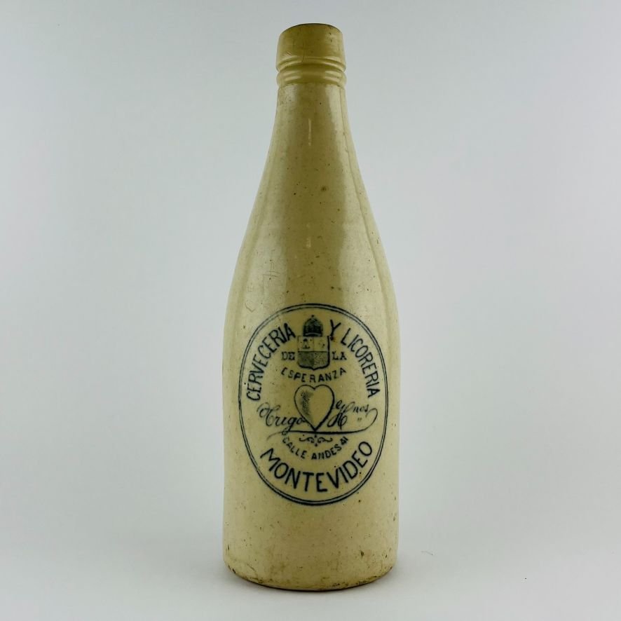 Botella uruguaya en gres