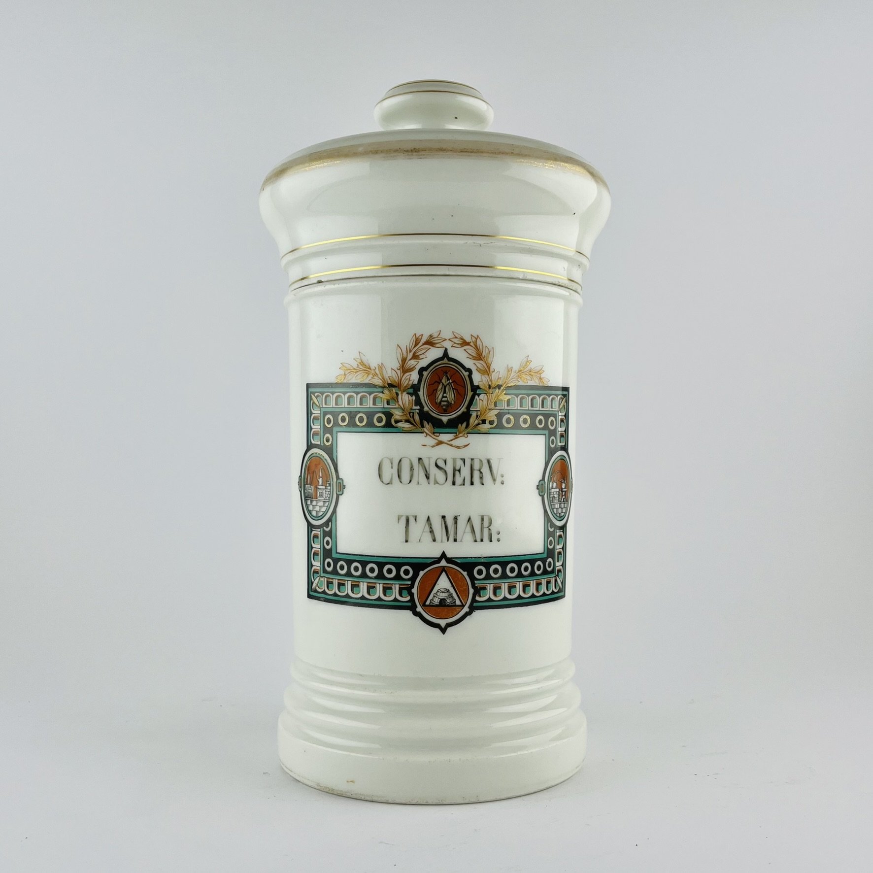 Cinco frascos de farmacia