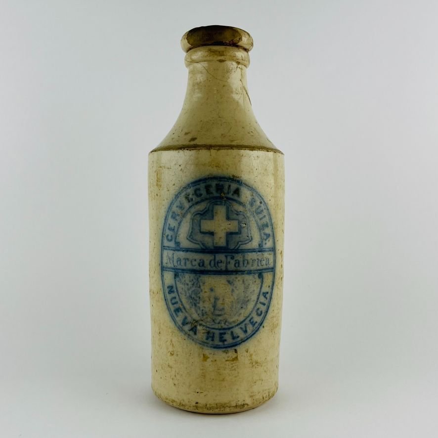 Botella uruguaya en gres