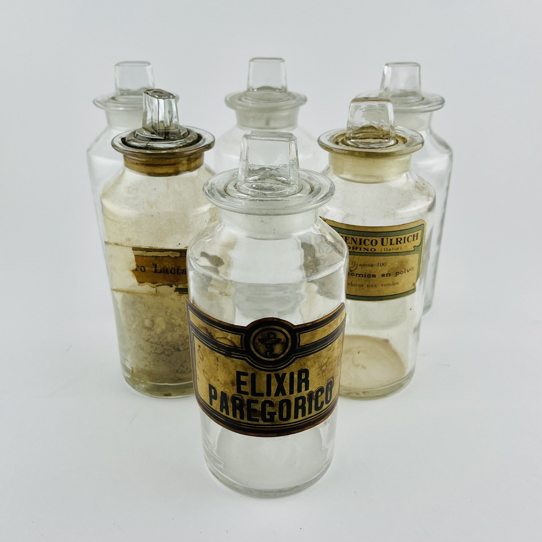 Seis frascos farmacia