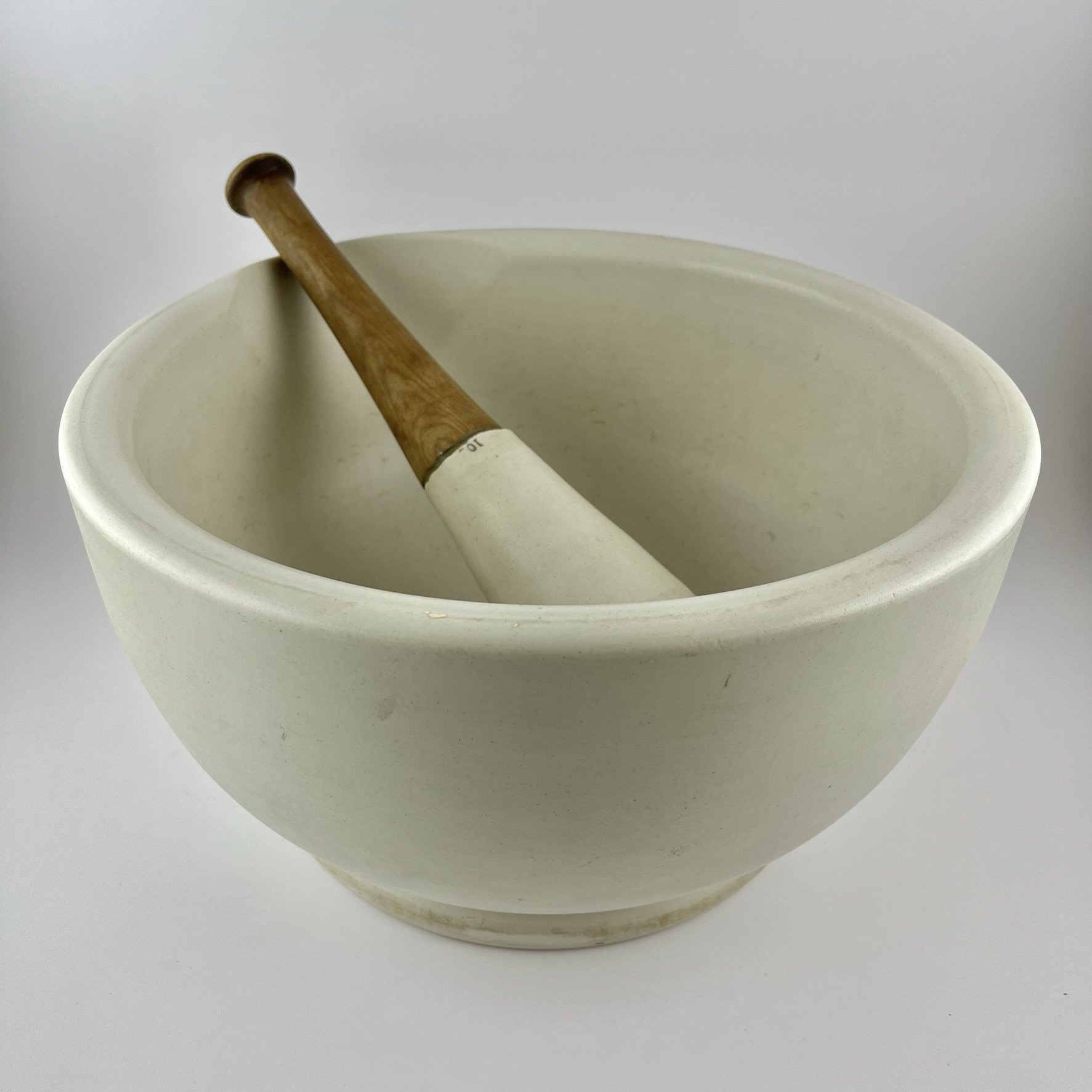 Mortero en porcelana