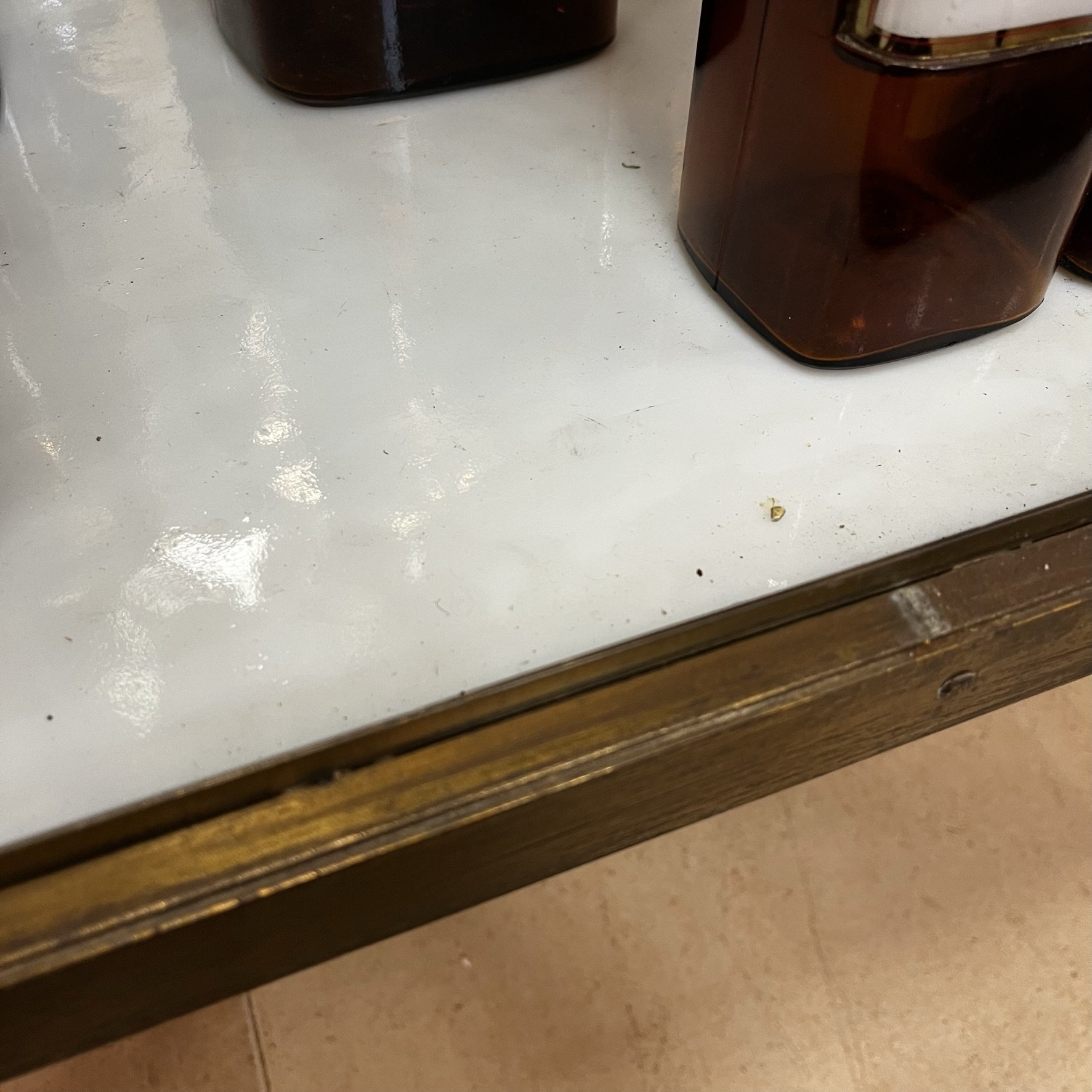 Vitrina en bronce dorado - Imagen 4