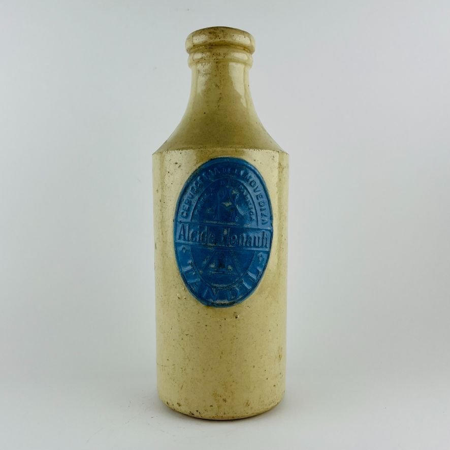 Botella argentina en gres