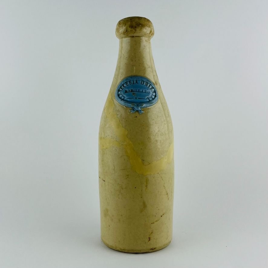 Botella uruguaya en gres