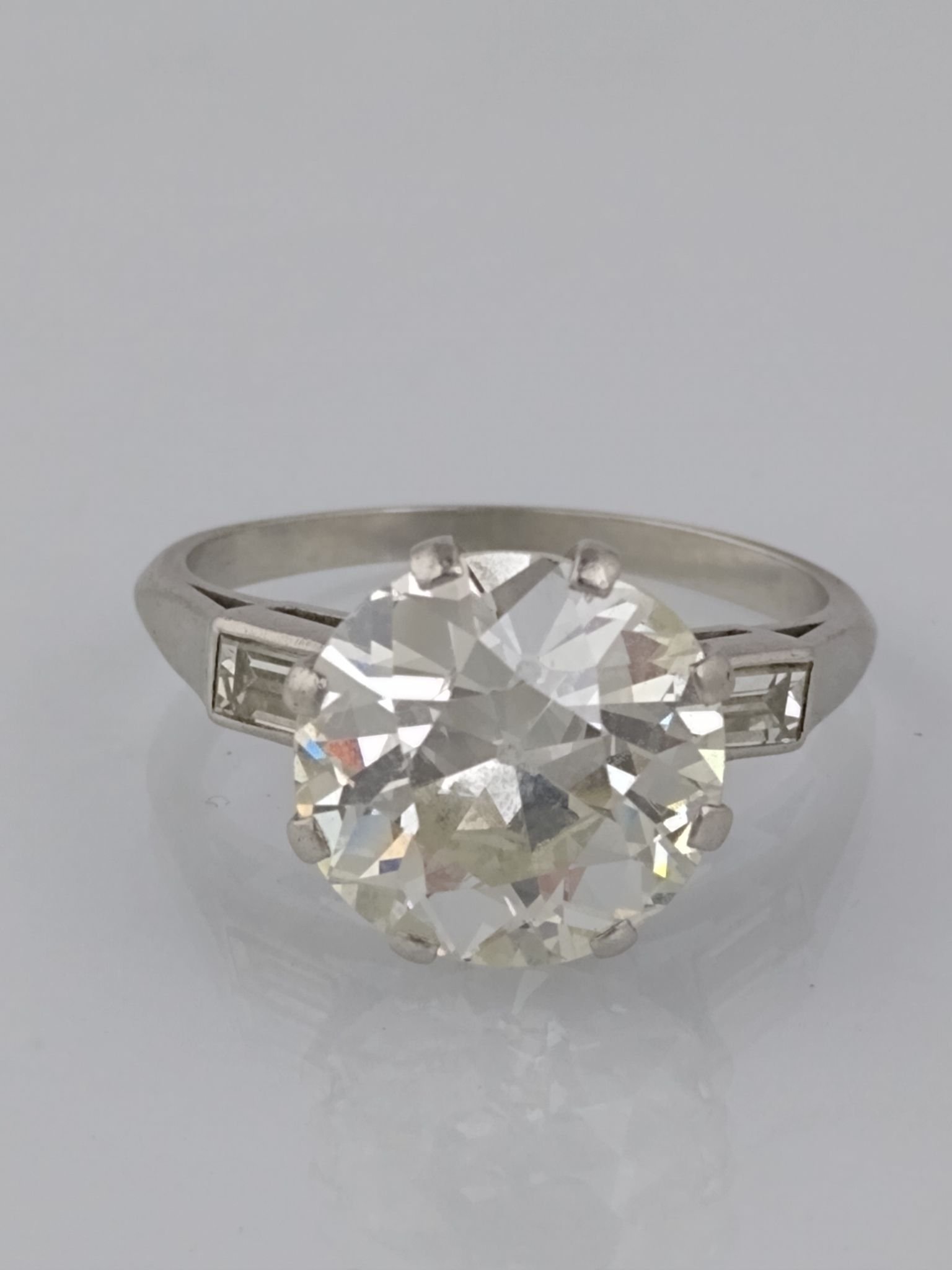 Anillo oro 18 K, brillante y diamantes - Imagen 2