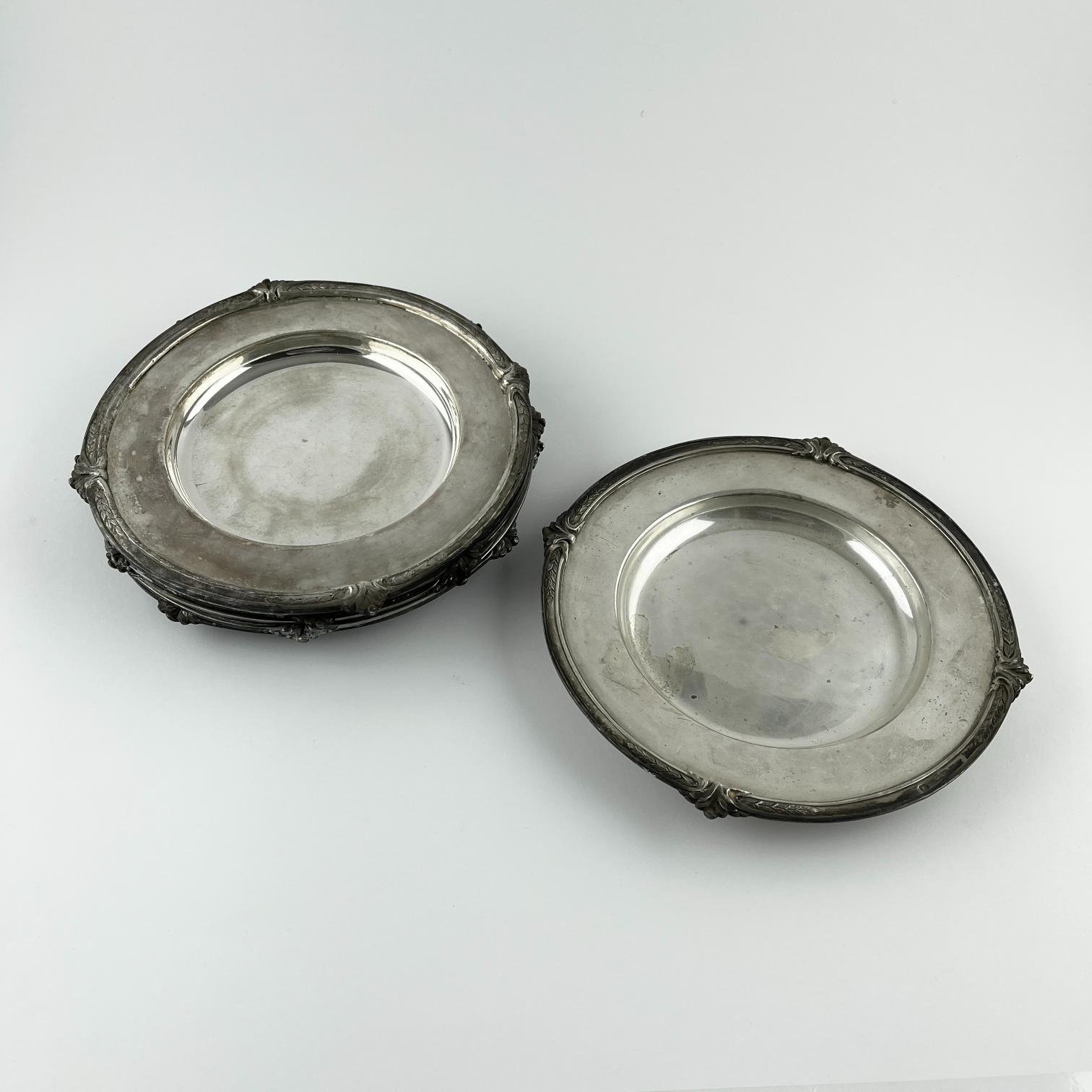 Posabotellas en plata