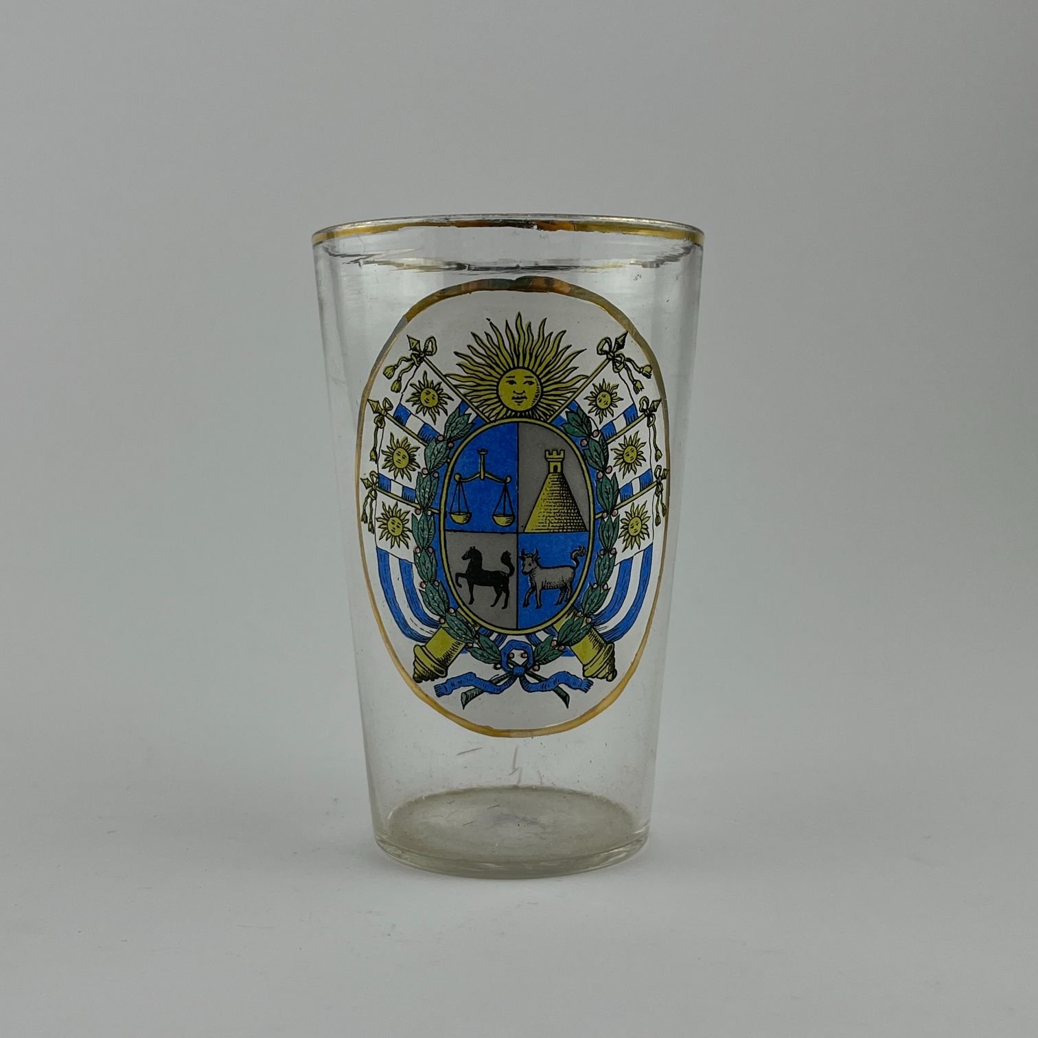 Vaso con escudo uruguayo