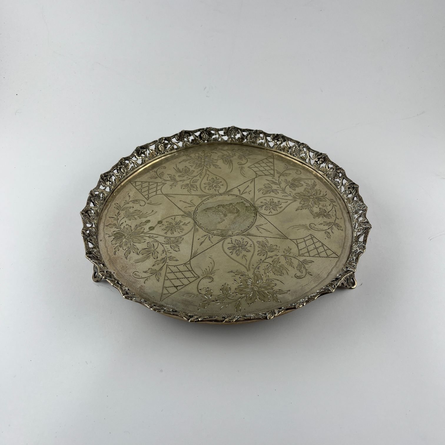 Bandeja portuguesa en plata