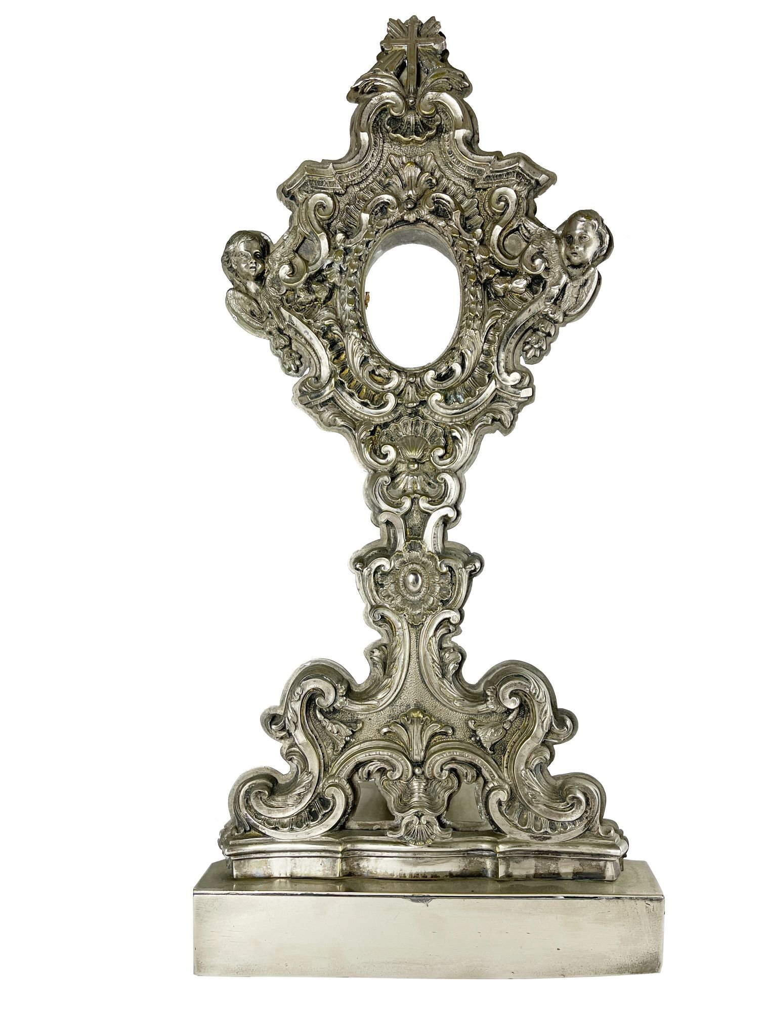 Relicario en metal plateado