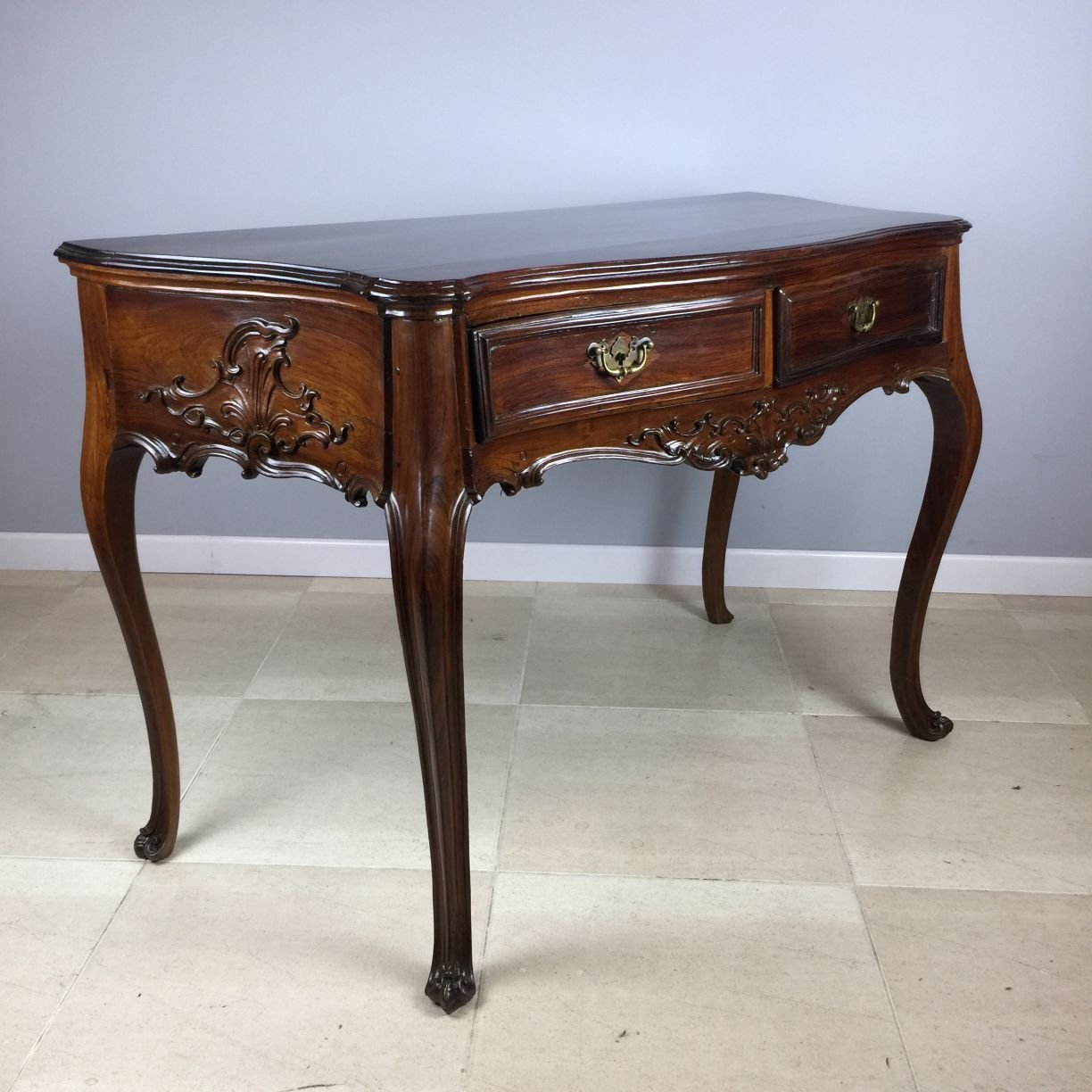 Mesa de arrimo lusobrasileña - Imagen 2