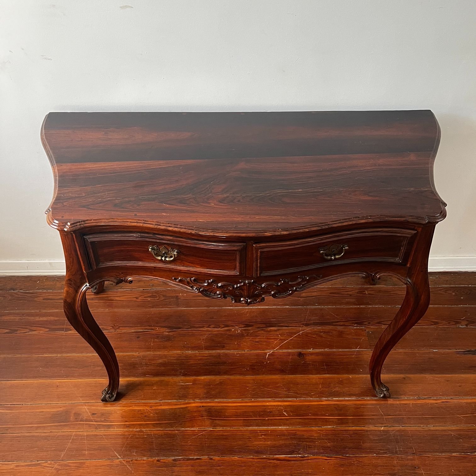 Mesa de arrimo lusobrasileña - Imagen 3