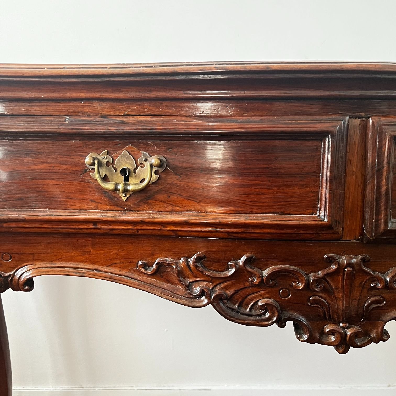 Mesa de arrimo lusobrasileña - Imagen 4