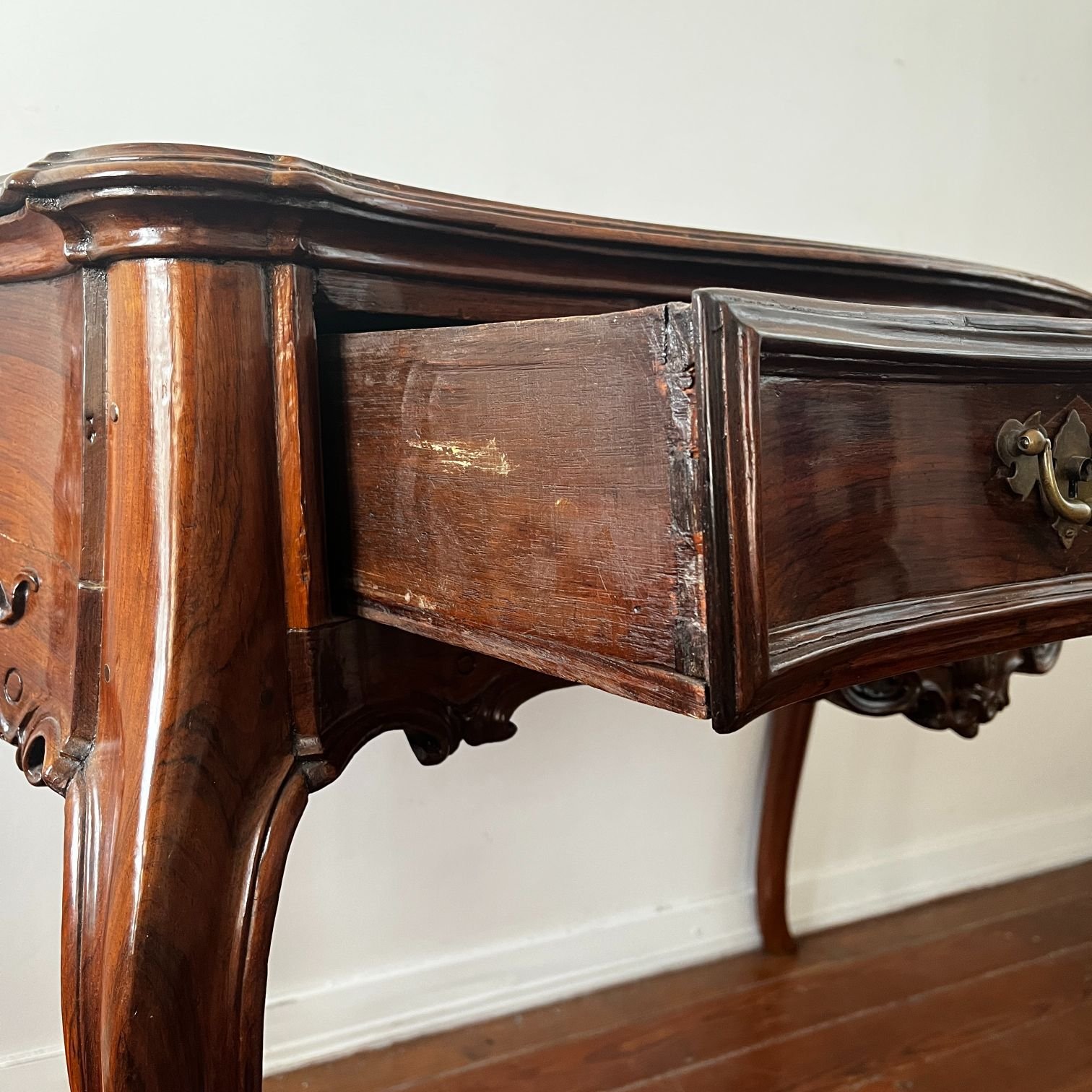 Mesa de arrimo lusobrasileña - Imagen 5