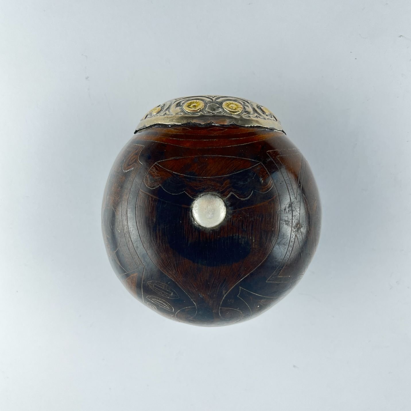 Mate en calabaza, plata y oro