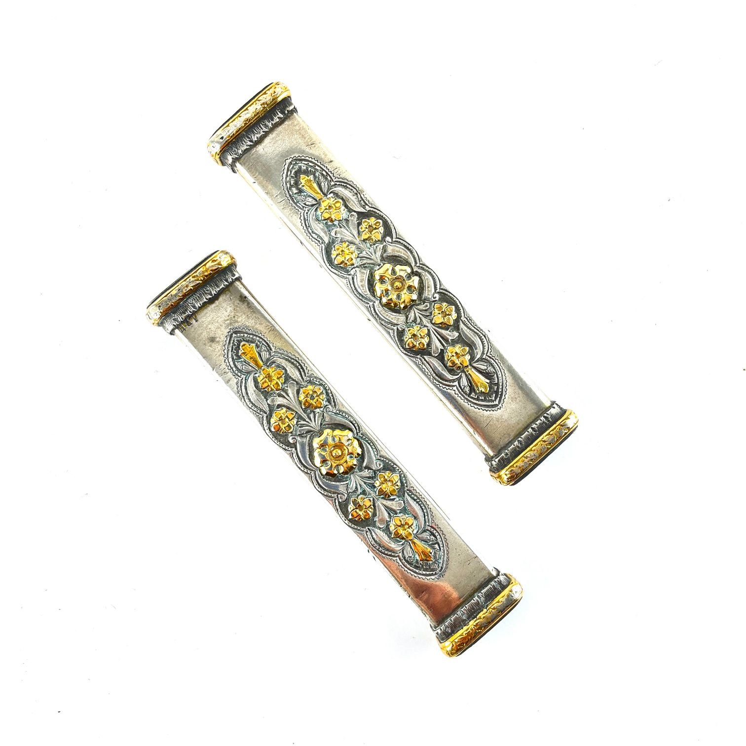 Pasadores en plata y oro