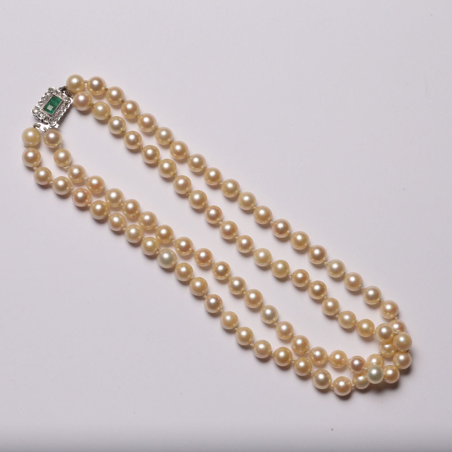 Collar perlas, oro 18 K, esmeraldas y brillantes - Imagen 2