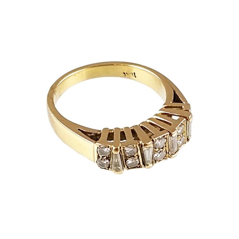 Anillo oro 18 K, diamantes y brillantes