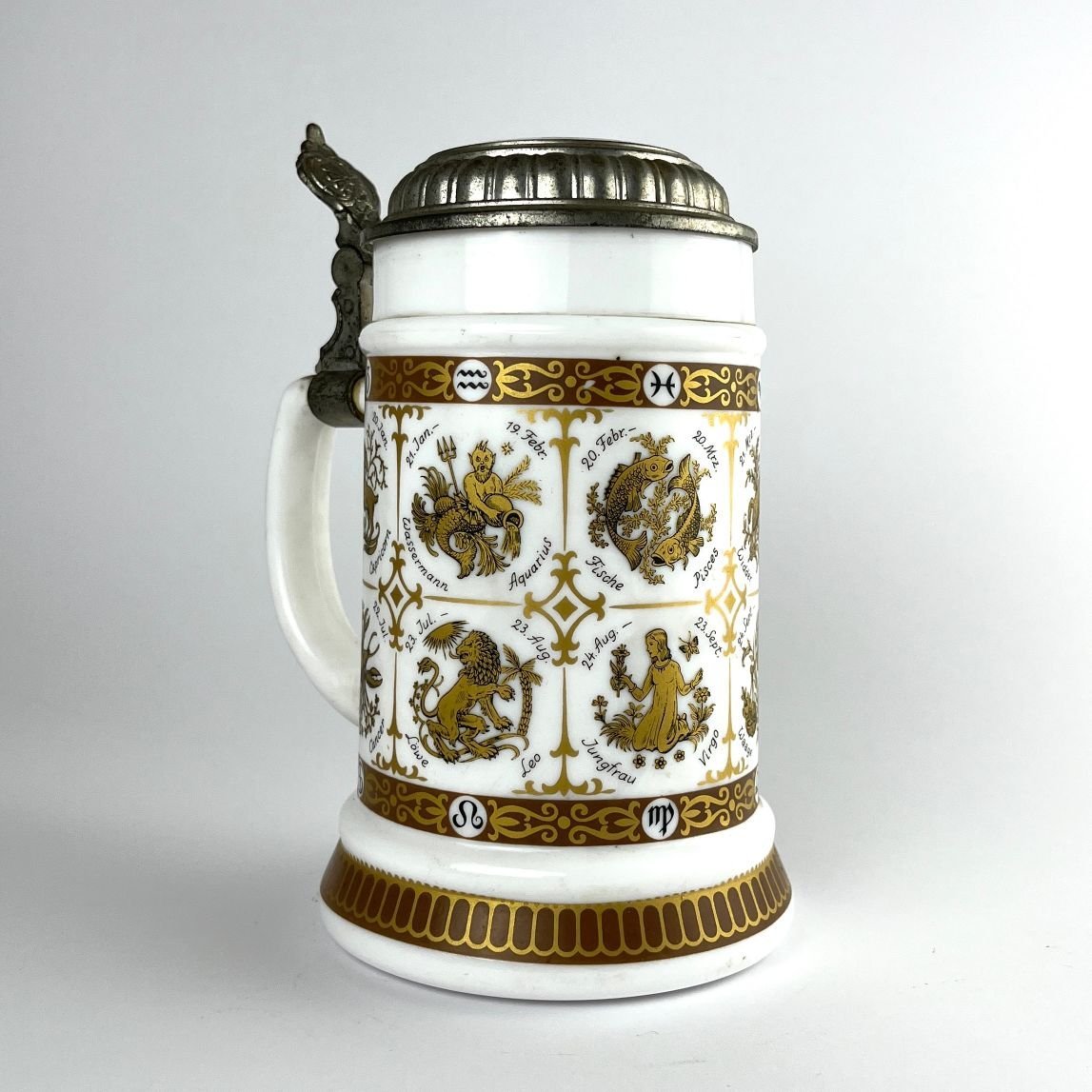 Tankard alemán en opalina