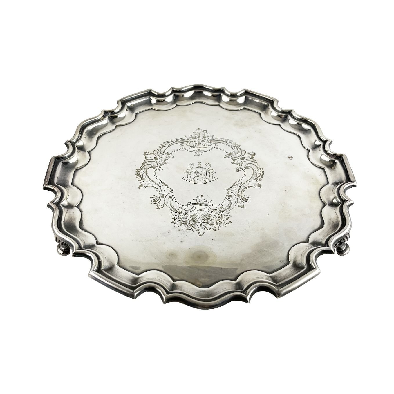 Bandeja inglesa en metal plateado