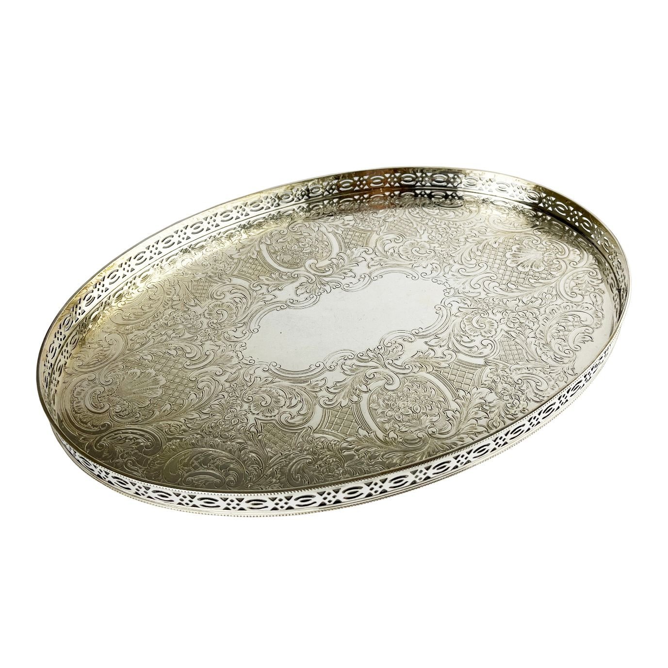 Bandeja inglesa en metal plateado