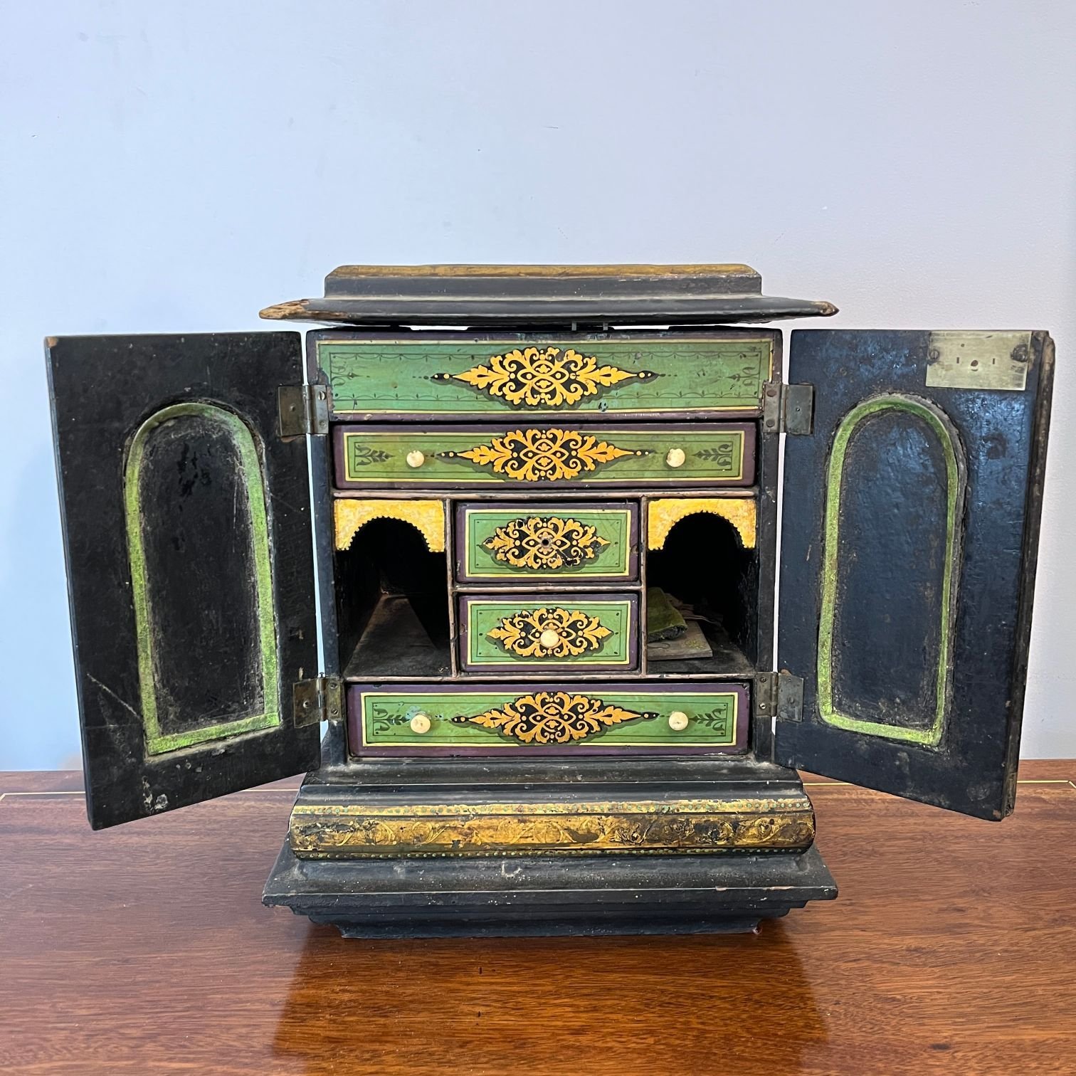 Bargueño isabelino - Imagen 4