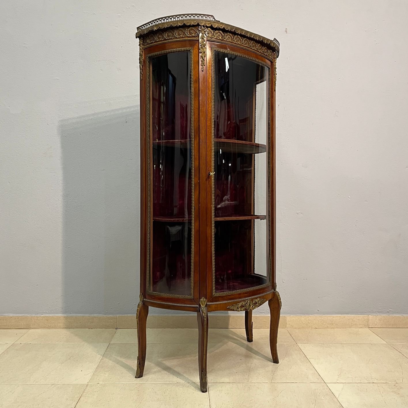 Vitrina francesa estilo Transición - Imagen 2